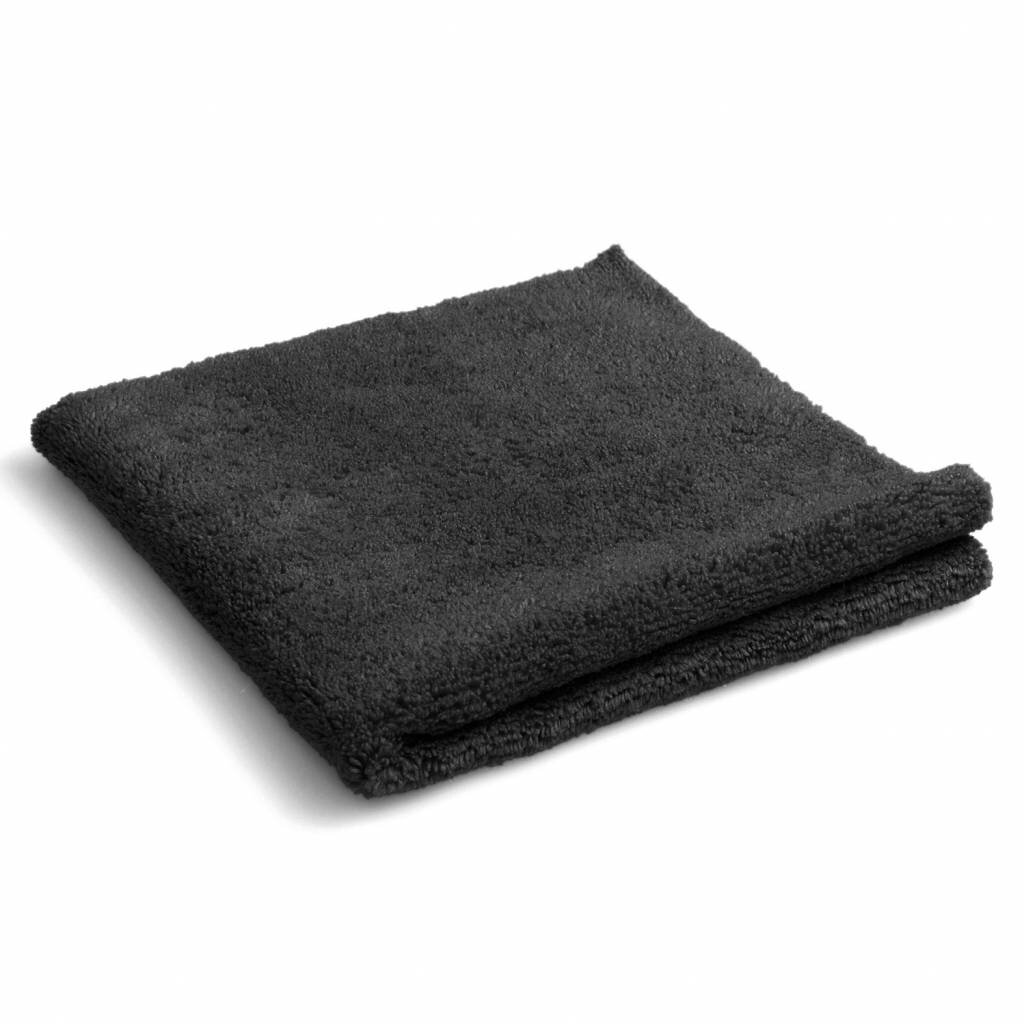 ''LASER POLISH'' 40 X 40 CM Black ''LASER POLISH'' 40 X 40 CM Black